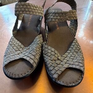 Bernie Mev Bronze Woven Stretch Wedge Sandals Comfort Shoes Size 40